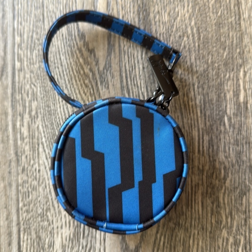 Jujube Paci Pod Blue and Black Striped Pacifier Holder - Picture 2 of 4
